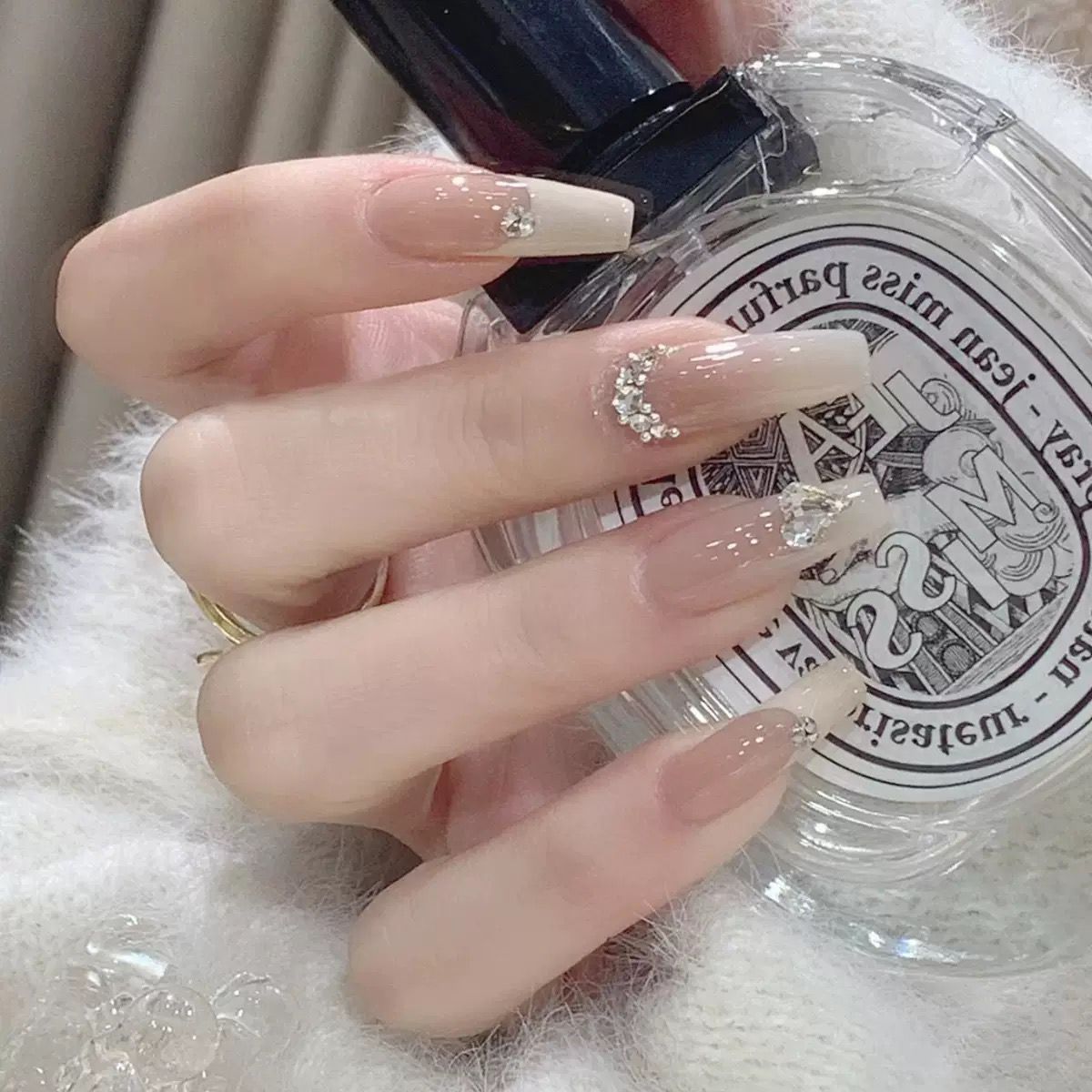 Rhinestone French Tip Press-On Nails