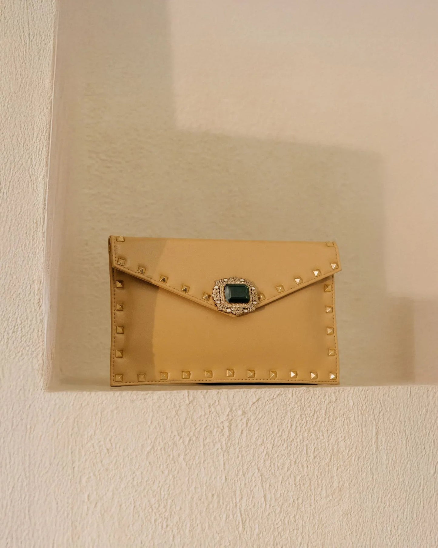 The Prestige Clutch