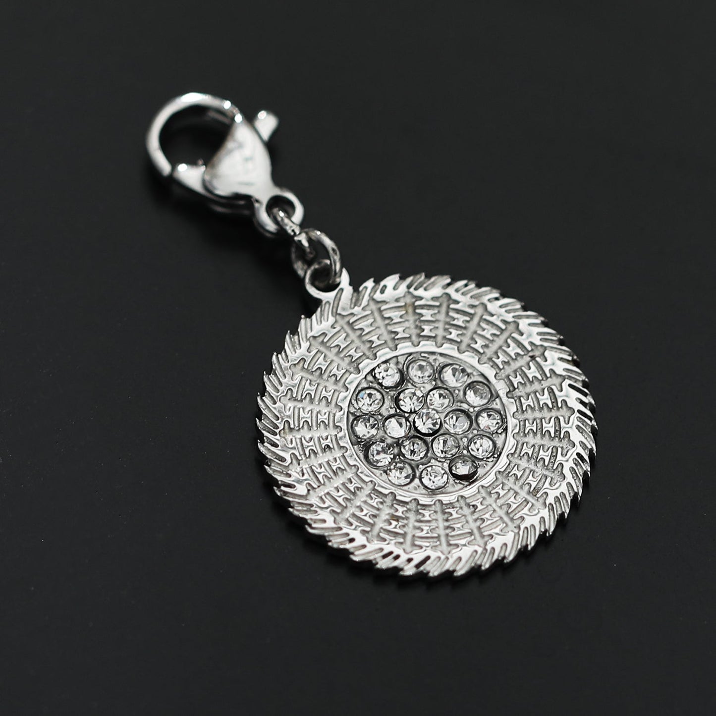 AVERY Charm Necklace Silver