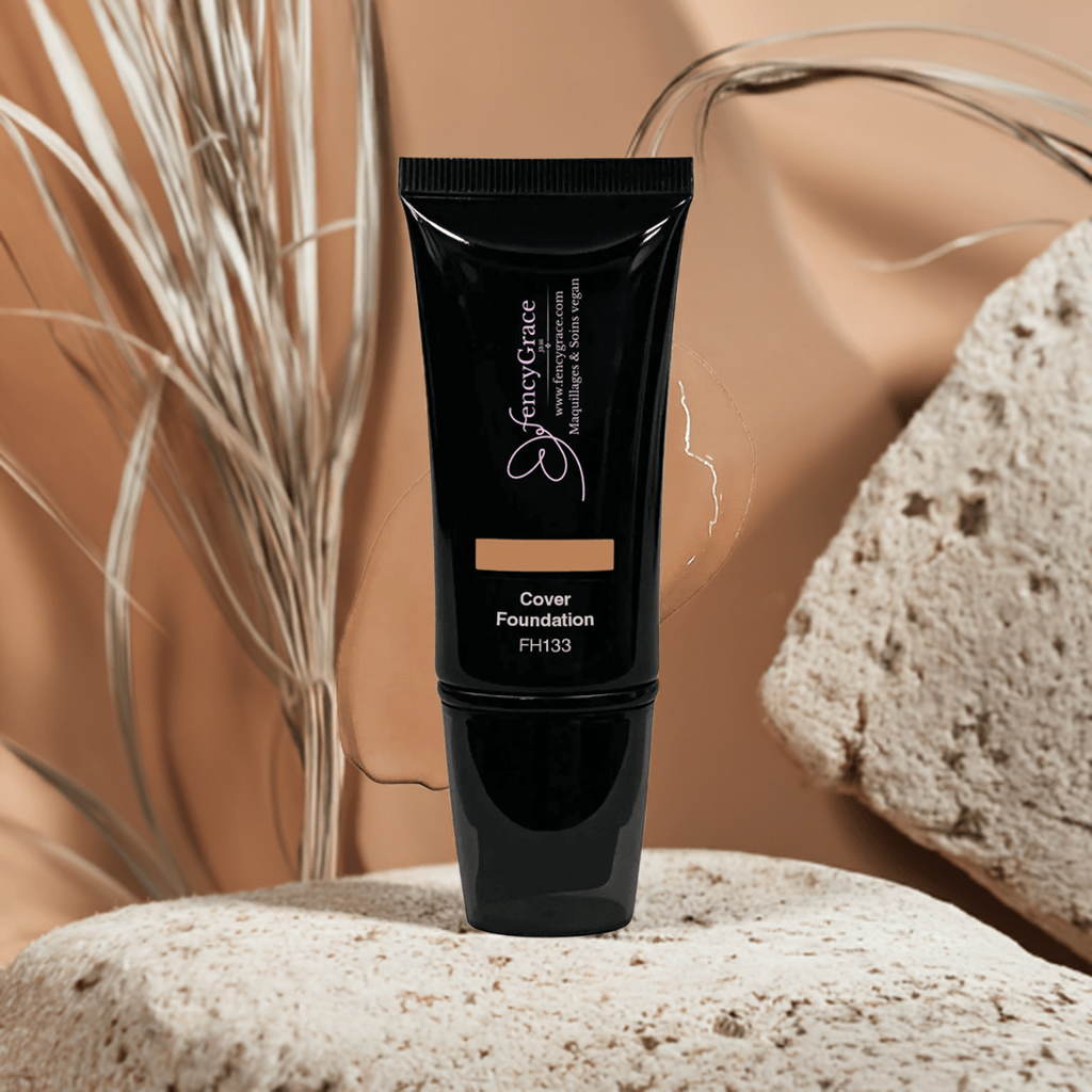 Fond de Teint Vegan Dina 133 – Couvrance Totale | FencyGrace