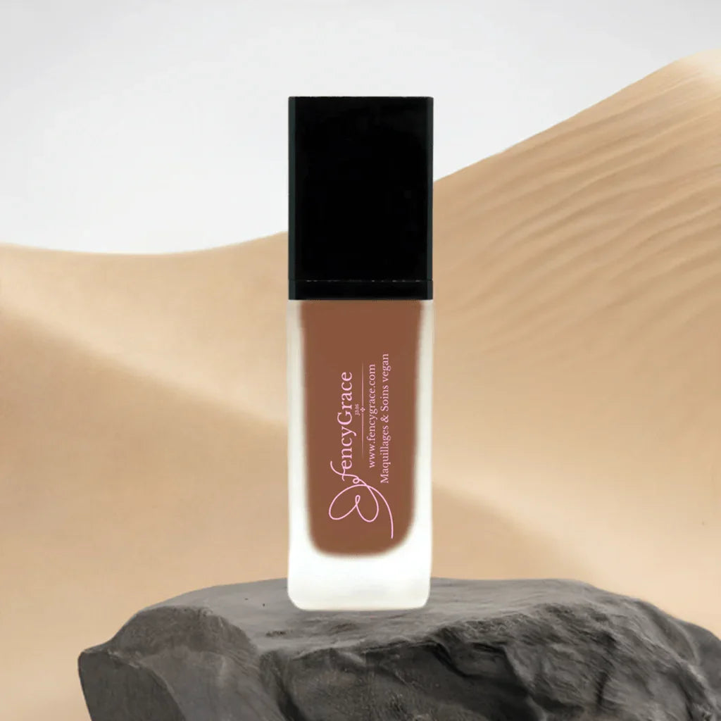 Fond de Teint Vegan Hydratant Debora 140 – Fini Lumineux | FencyGrace