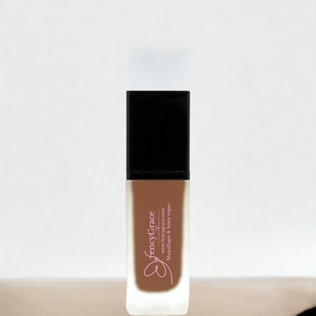 Fond de Teint Vegan Hydratant Debora 140 – Fini Lumineux | FencyGrace