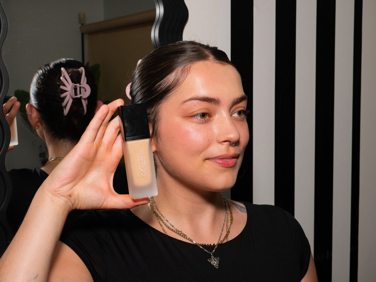 Fond de Teint Vegan Hydratant Elisabeth 103 – Fini Lumineux | FencyGrace