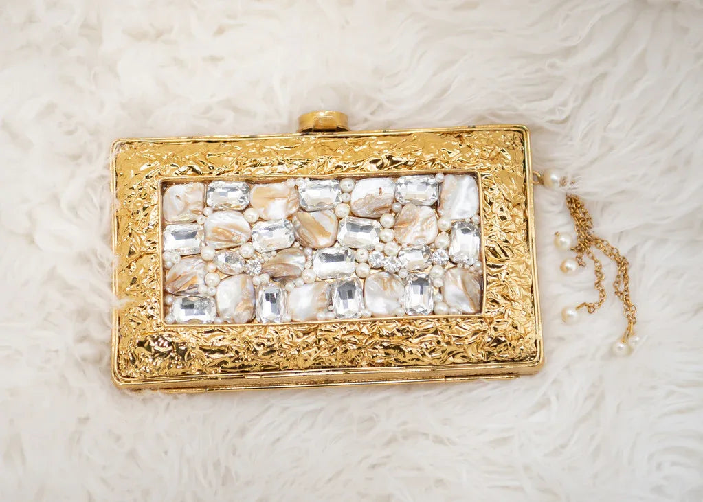 The AMARA Clutch